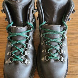 Danner Boots - Mountain Light II 5" Brown